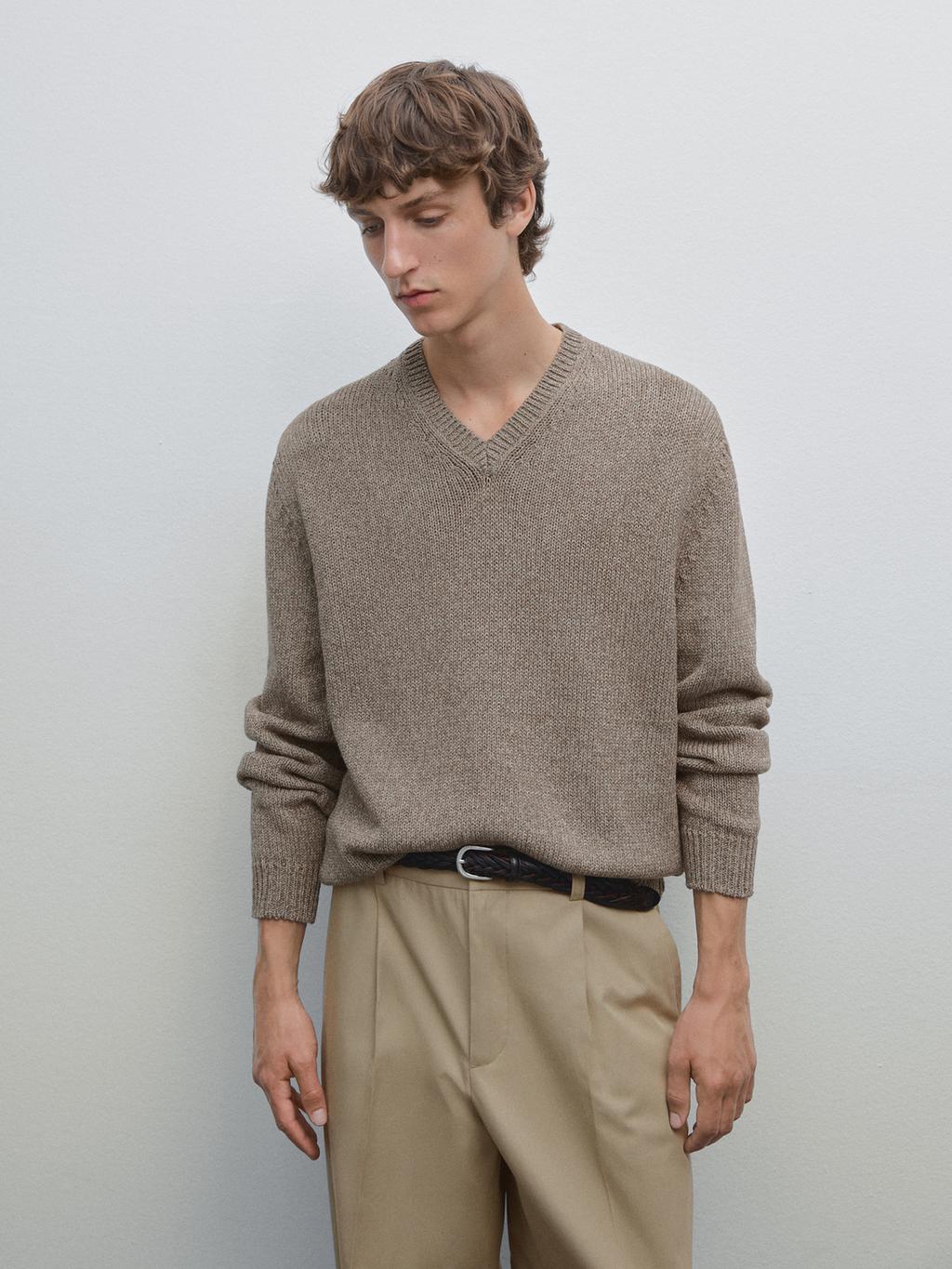 Melange knit V-neck sweater