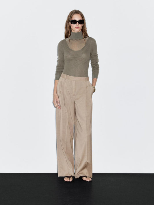 100% wool darted trousers