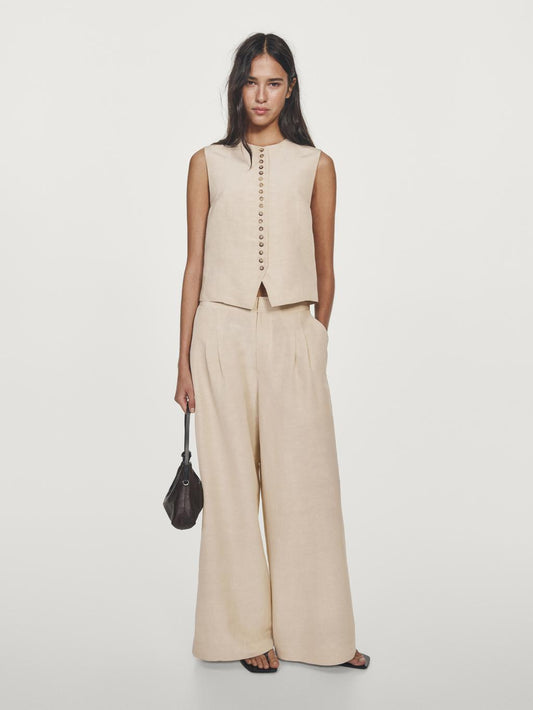 Buttoned linen blend waistcoat