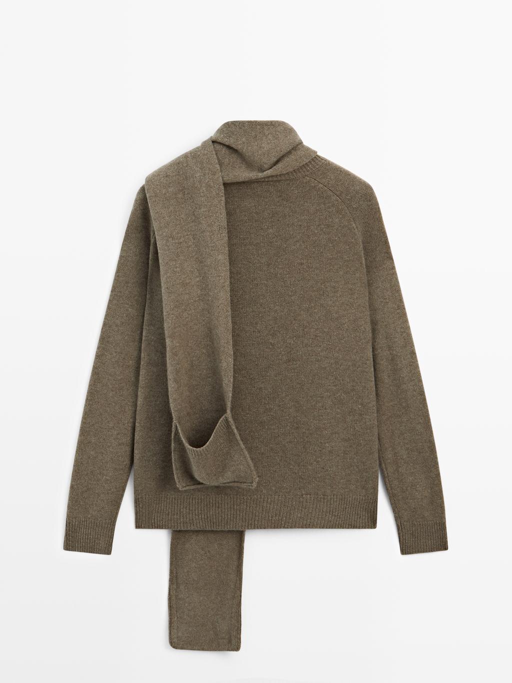 100% wool knit sweater with scarf and pocket