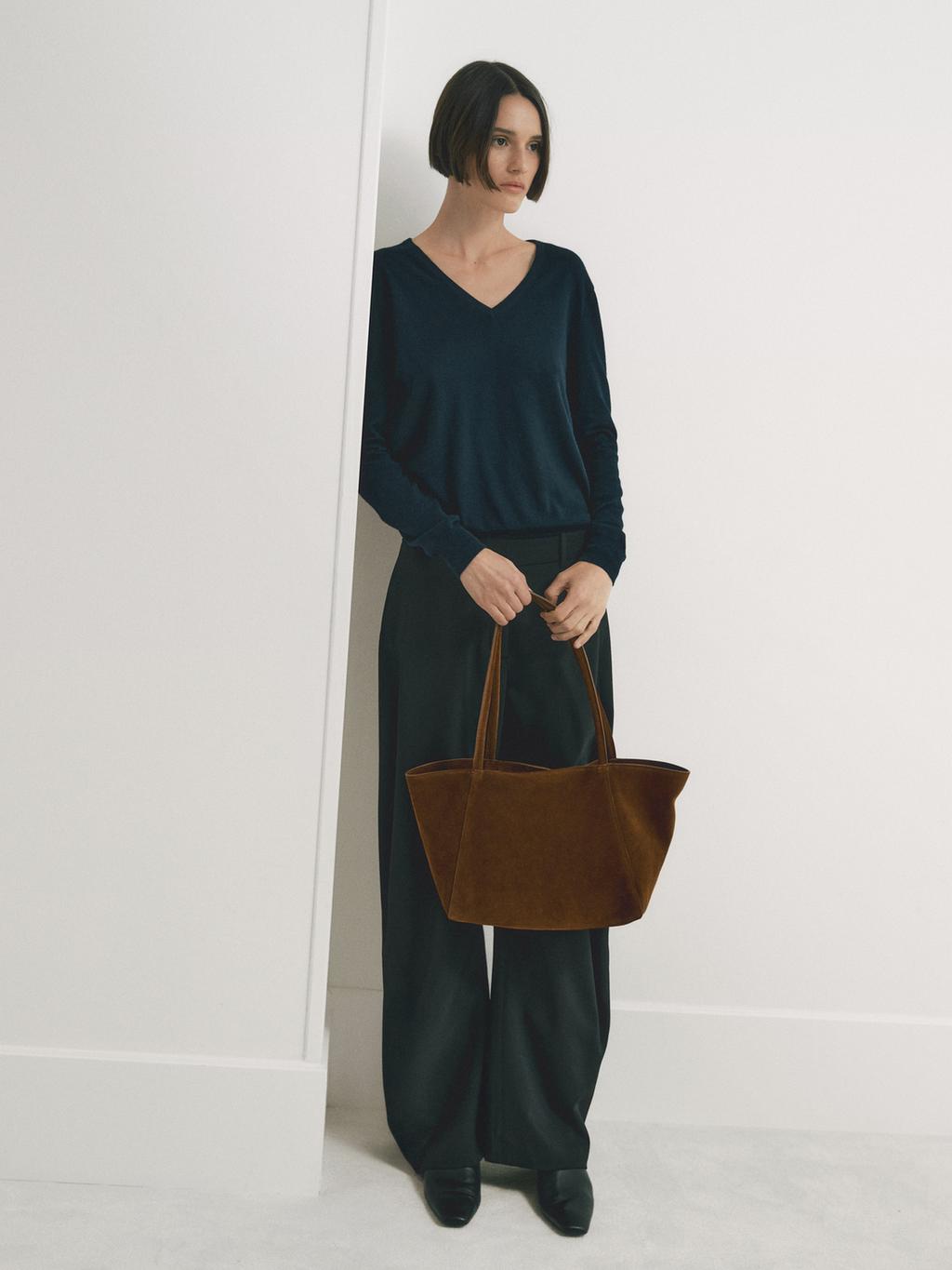 Medium split suede leather bag