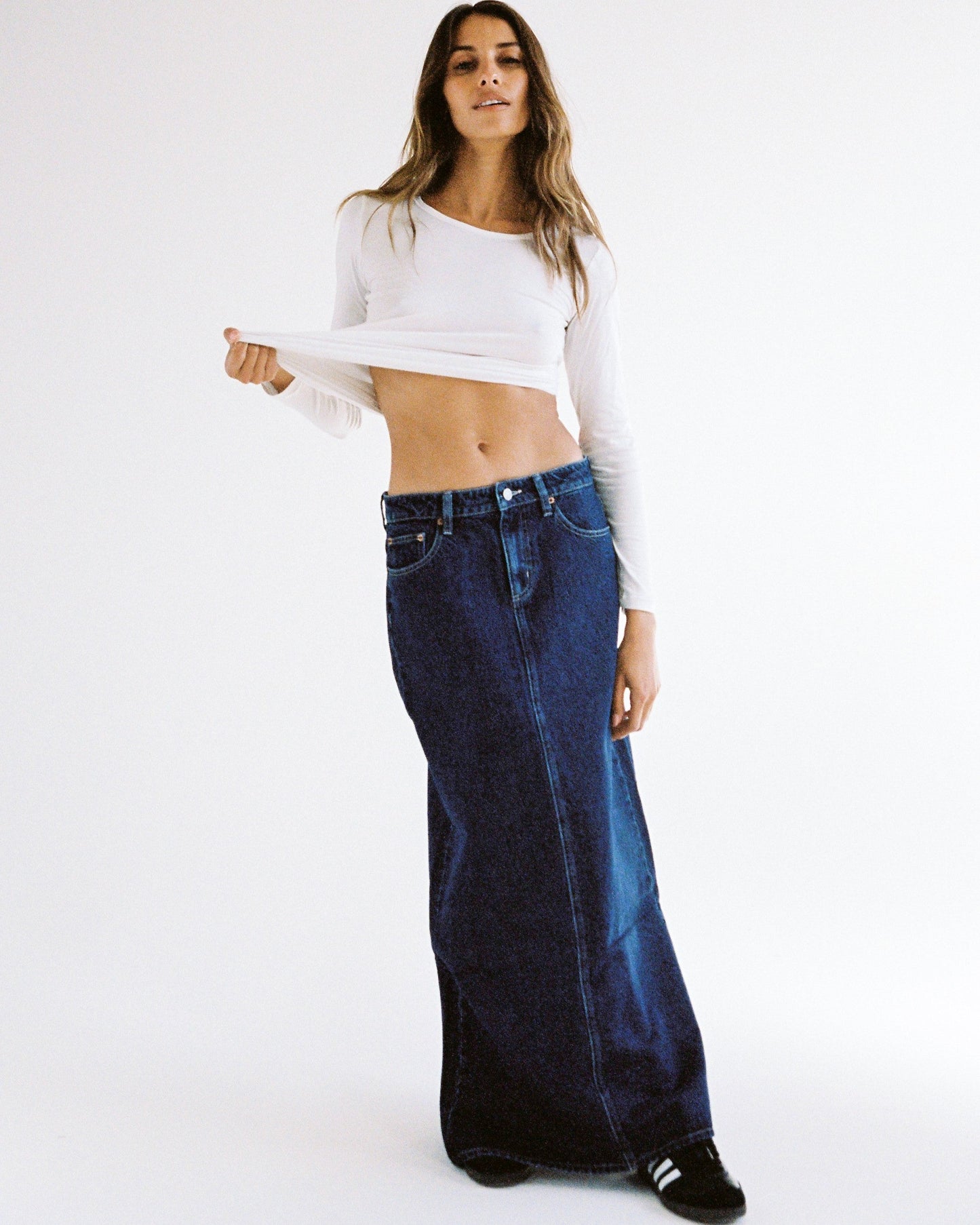 Signature Mid Denim Maxi Skirt Essentials Rinse
