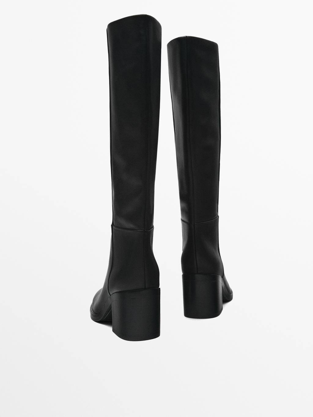 Block heel boots
